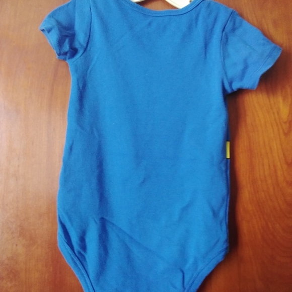 Justice League Blue Superman Onesis 24m - Picture 2 of 5